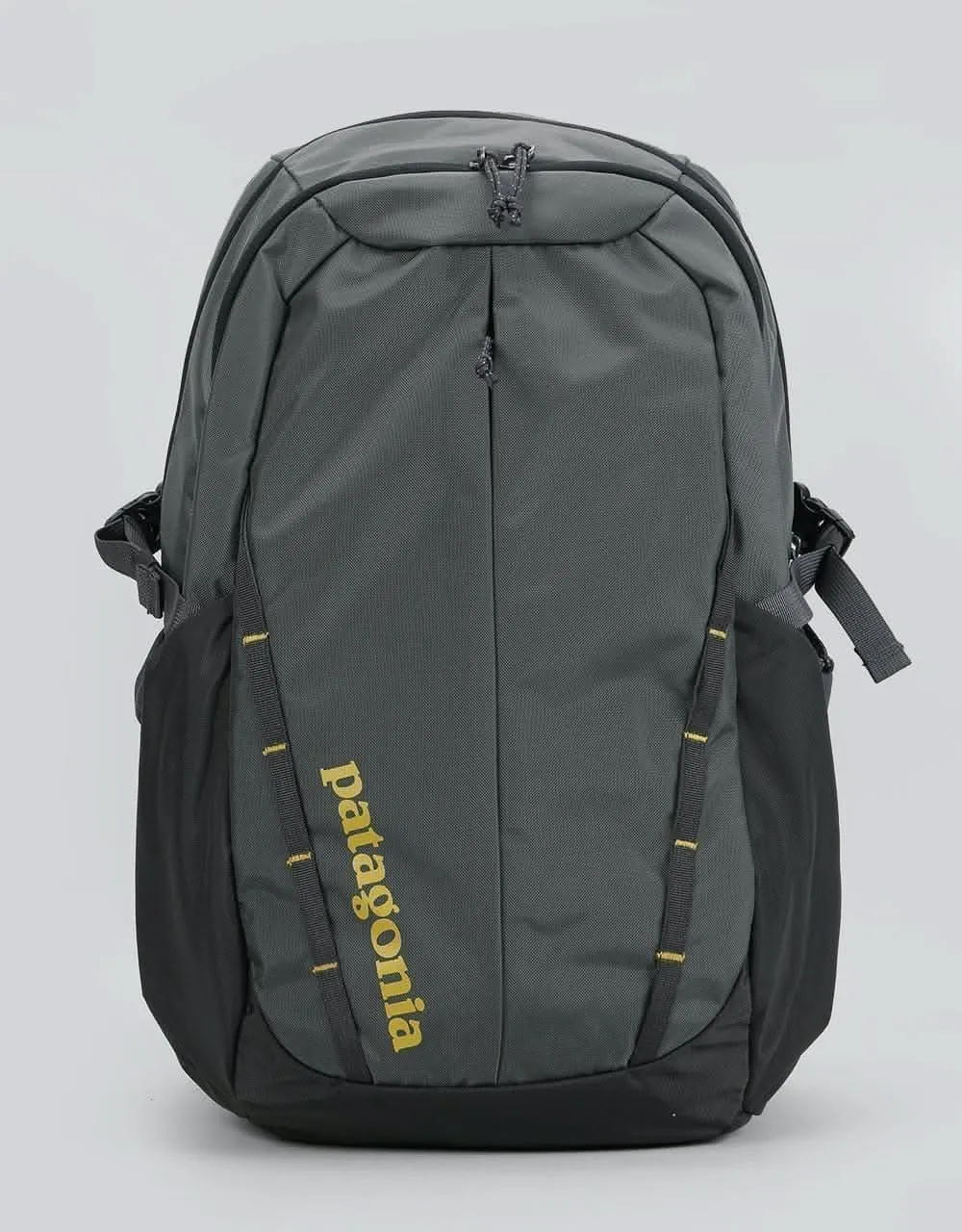 Patagonia Refugio Pack 28L Backpack - Forge Grey/Textile Green
